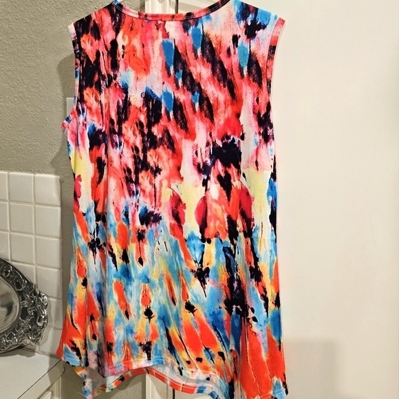 NWOT Viracy Sleeveless Swing Tunic MultiColored Tank Top Large - Picture 4 of 13